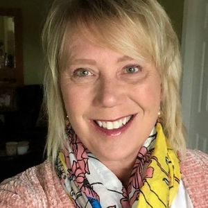 Meet your Posher, Lisa